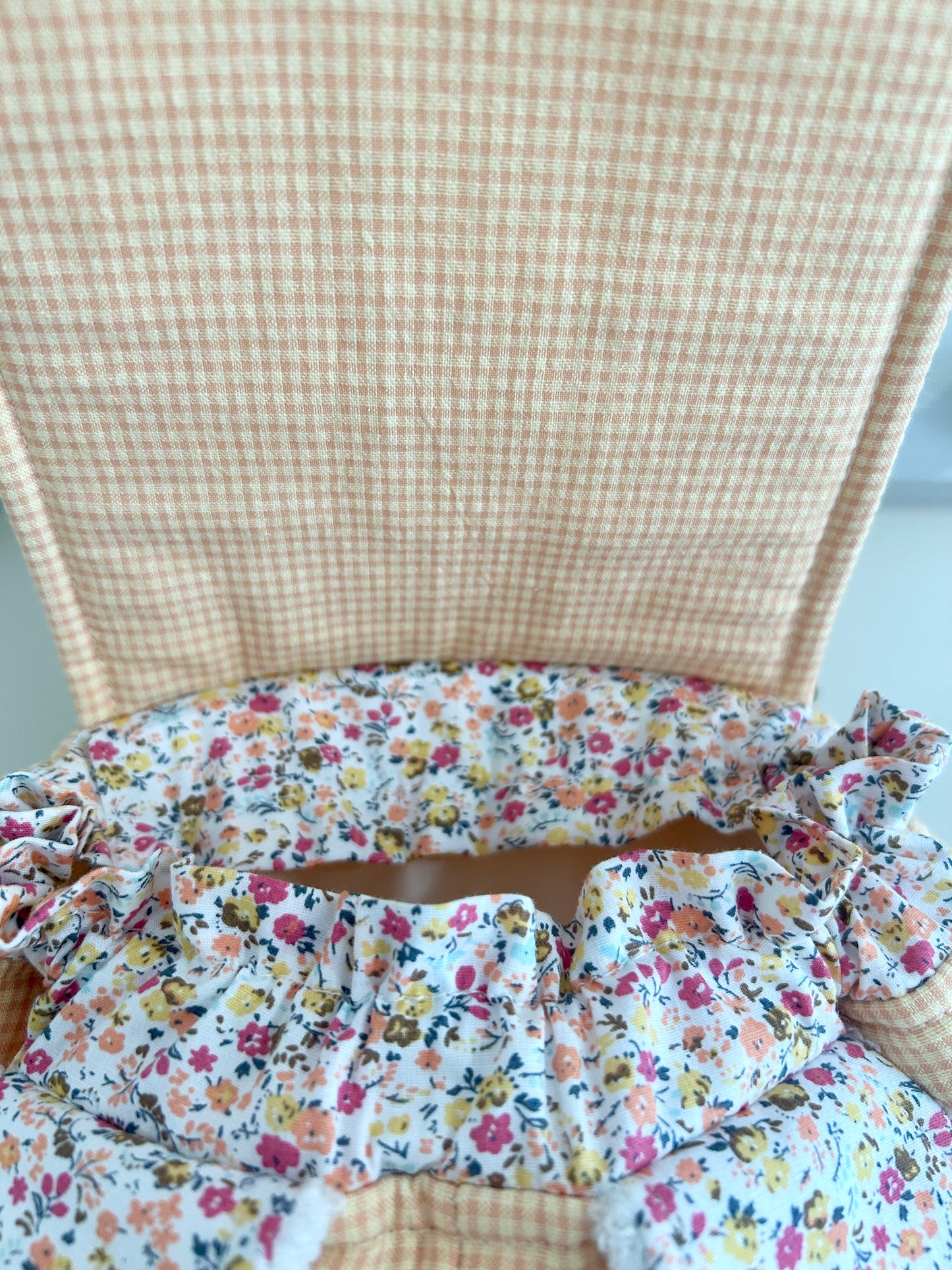Mochila infantil conejito - Cuadros Vichy Amarillo y flores.